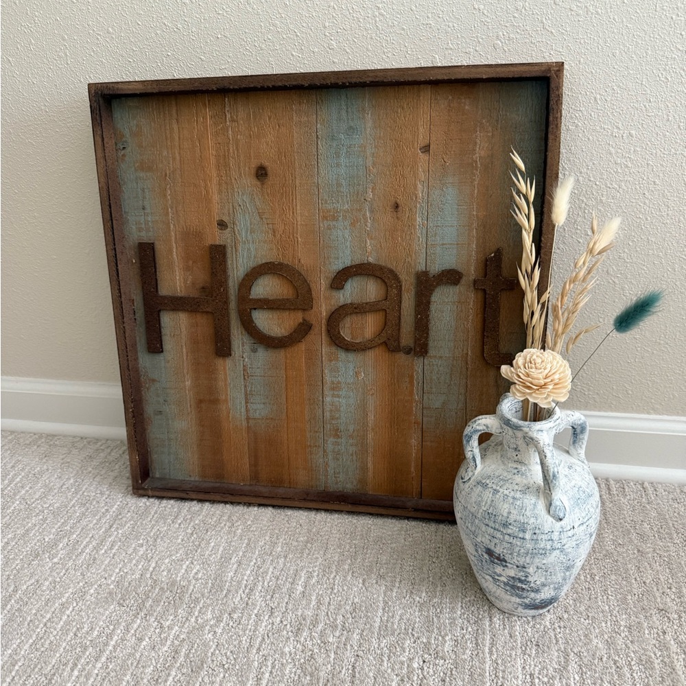 Rustic Wooden Heart Sign With Blue and White Floral Vase Set